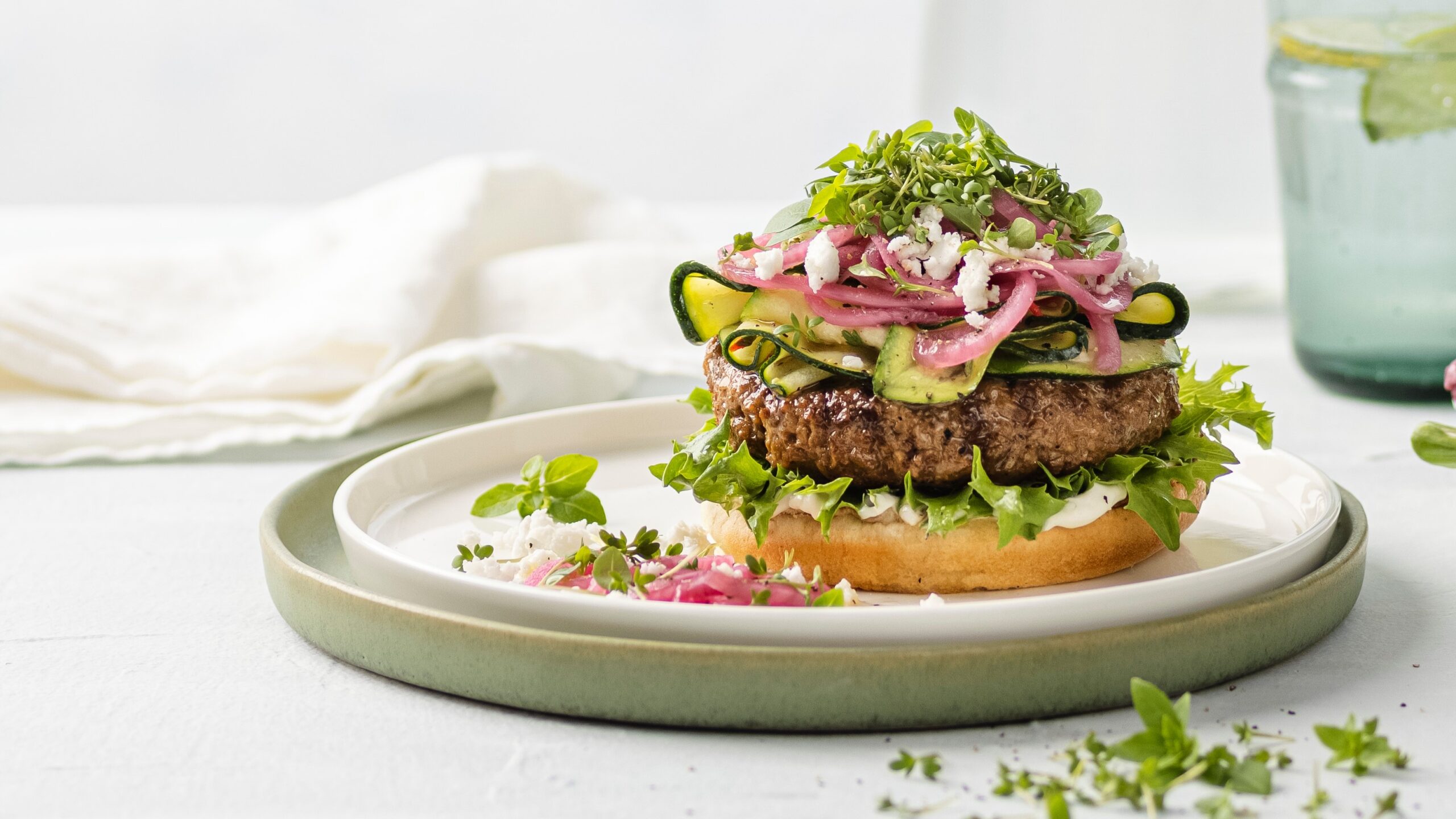 No Dia Mundial da Segurança de Alimentos, o GFI Brasil apresenta estudos sobre carne cultivada e proteínas vegetais